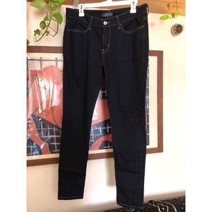 Levi’s ‘Legging’ dark wash skinny jeans.